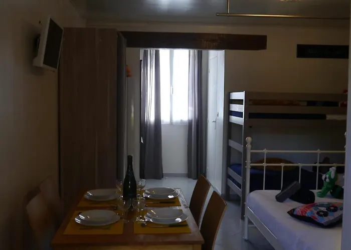 Alassa Apartament Montévrain