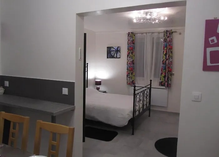 Alassa Apartament Montévrain